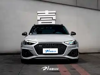 Audi Audi RS 4 2021