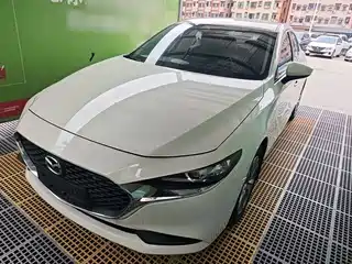 Mazda Mazda3 Axela 2021