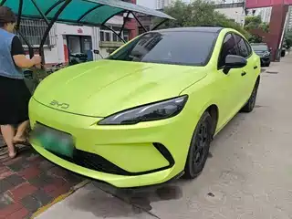 BYD Hai Bao 05 DM-i 2025