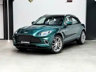 Aston Martin DBX 2023