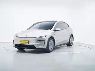 Tesla Model Y L 2025