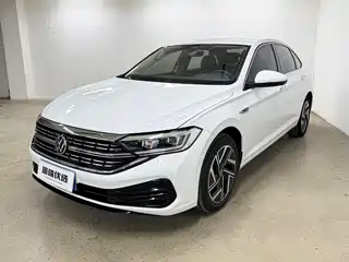 Volkswagen Sagitar 2022
