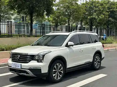 GAC Trumpchi GS8 2016