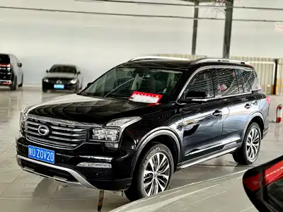 GAC Trumpchi GS8 2016
