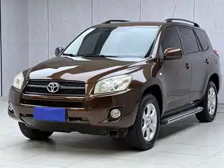 Toyota RAV4 Rongfang 2011