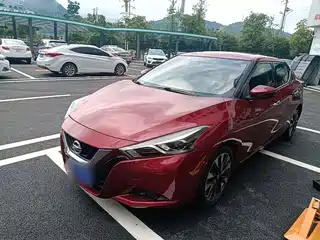 Nissan Bluebird 2015