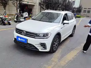 Volkswagen Tiguan L PHEV 2018