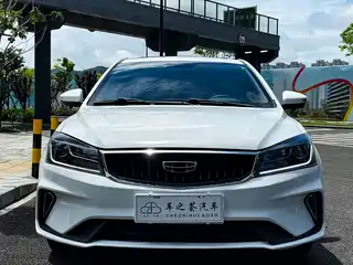 Geely Emgrand 2021