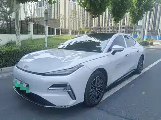 Geely Galaxy Xingyao 8 2025