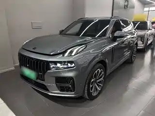 Lynk & Co 09 EM-P 2025