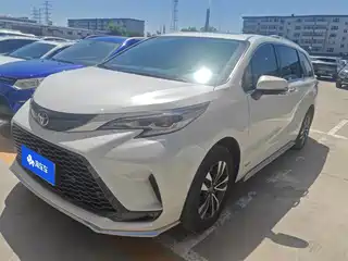 Toyota Granvia 2024