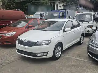 Škoda Rapid 2015