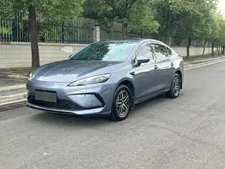 BYD Hai Bao 05 DM-i 2025