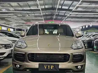 Porsche Cayenne 2015