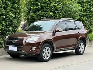 Toyota RAV4 Rongfang 2011