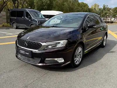 DS 5LS 2015