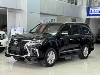 Lexus LX 2010