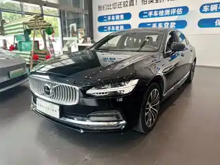Volvo S90 2024