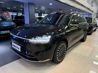 AITO Wenjie M9 2025