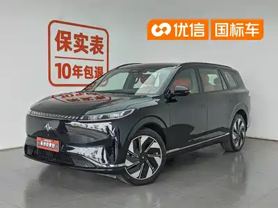 Dongfeng Yipai eπ008 2024