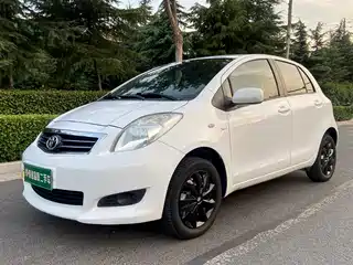 Toyota Yaris 2013