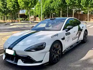 Xiaomi Auto SU7 Ultra 2025