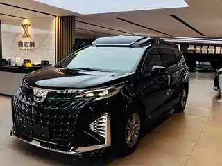 Huadong Auto Huadong Business Van 2024