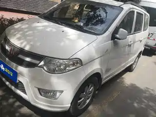 Wuling Motors Hongguang 2015