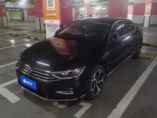 Volkswagen Magotan 2024