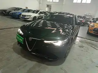 Alfa Romeo Giulia 2021