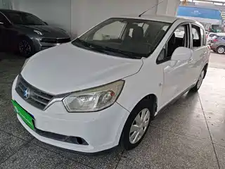 Venucia R50 2014