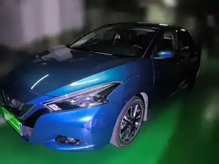 Nissan Bluebird 2015