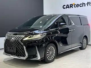 Lexus LM 2022