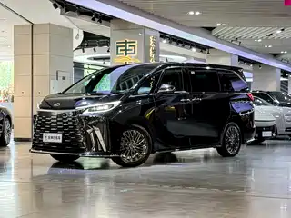 Lexus LM 2024