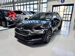 Škoda Superb 2024