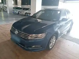 Volkswagen Lavida Tour 2015