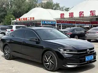 Volkswagen Magotan 2025