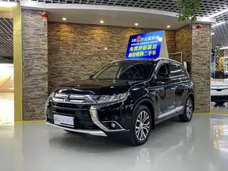 Mitsubishi Outlander 2017