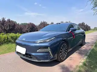 Geely Galaxy Xingyao 8 2025
