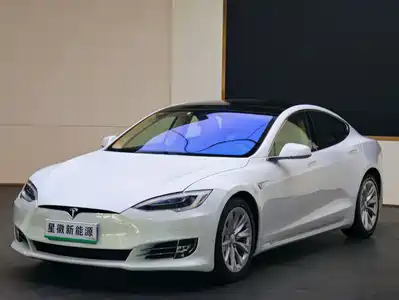 Tesla Model S 2016