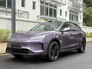 AITO Wenjie M5 2025
