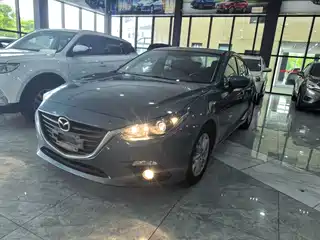 Mazda Mazda3 Axela 2015