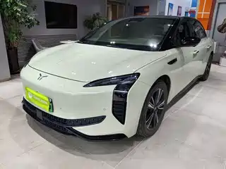 Hongqi EH7 2024