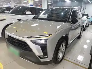NIO ES8 2023