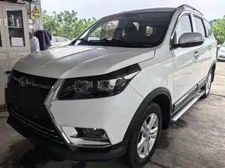 BAIC Huansu S3 2016
