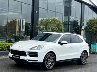 Porsche Cayenne 2023