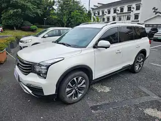 GAC Trumpchi GS8 2016