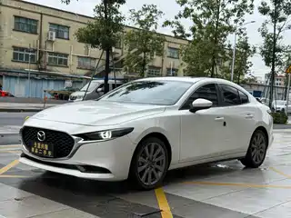 Mazda Mazda3 Axela 2021