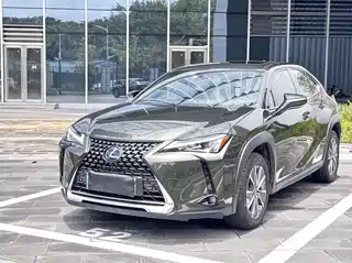 Lexus UX Electric 2020