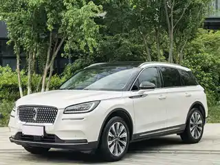 Lincoln Adventurer 2021